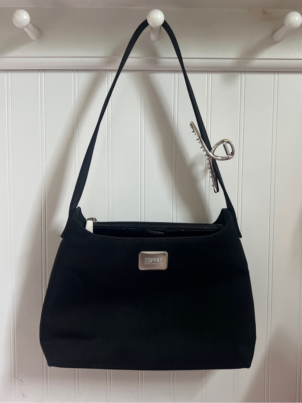 Esprit Black Shoulder Bag | Y2K Minimalist Purse | Zip Top - Picture 2 of 8
